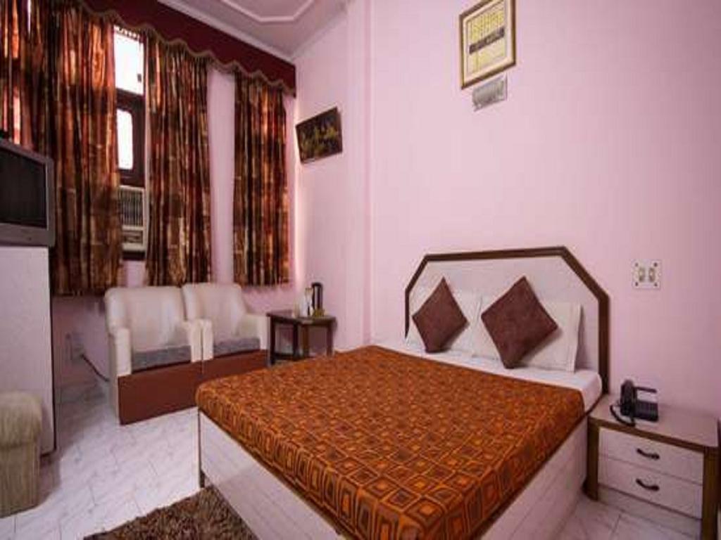 Hotel Woodland Deluxe Nova Deli Quarto foto